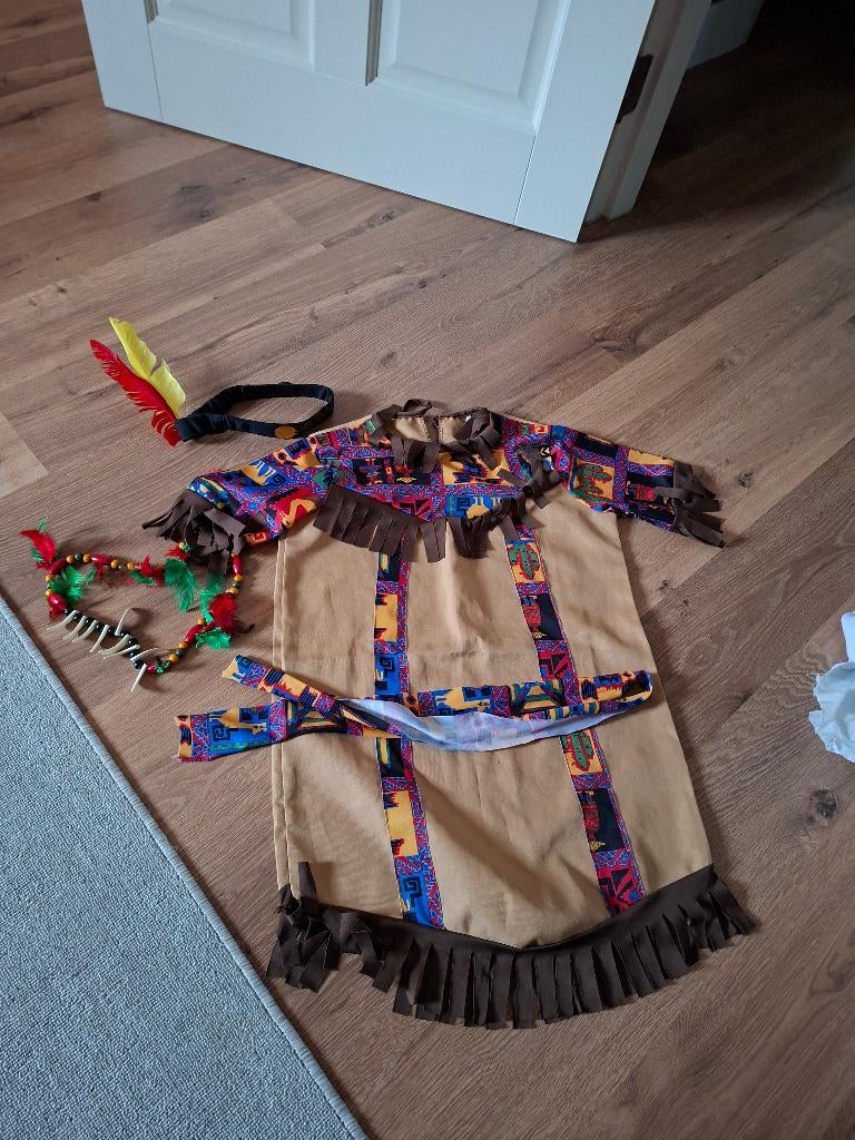 Indianen verkleedset carnaval maat 140, Ophalen, Zo goed als nieuw, 134 t/m 140, Meisje