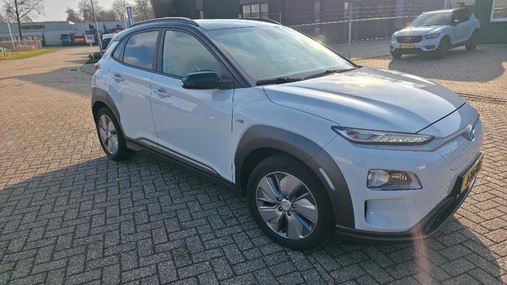 Hyundai Kona EV 204pk 2WD Aut. 2019 Wit ,Full options, Auto's, Hyundai, Particulier, Kona, ABS, Achteruitrijcamera, Adaptive Cruise Control