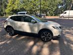Nissan Qashqai 1.2 Dig-t 85KW 2WD CVT 2017 Wit, Auto's, Automaat, 65 €/maand, 680 kg, 4 cilinders