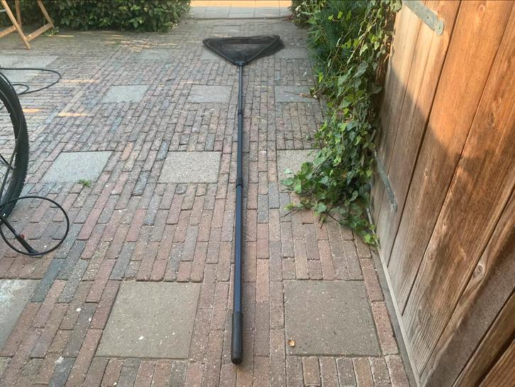 Rubber visnet (70x70 cm) inschuifbaar (2,6m) zgan, Watersport en Boten, Hengelsport | Roofvissen, Zo goed als nieuw, Net of Fuik