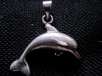 Zilveren 925 zilver kettinghanger met een mooie dolfijn beschikbaar voor biedingen