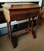 Antieke naaitafel met vakken lade en schuifbak op bolpoten, Antiek en Kunst, Antiek | Meubels | Tafels, Ophalen