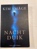 Nachtduik - Kim Småge - Literaire Thriller, Ophalen of Verzenden, Zo goed als nieuw, Europa overig