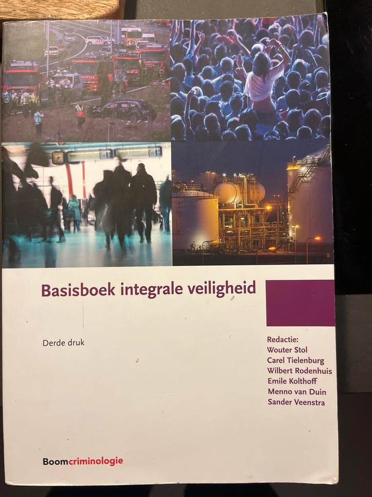 Basisboek Integrale Veiligheid - 3e druk, Boeken, Studieboeken en Cursussen, Gelezen, HBO, Gamma, Ophalen of Verzenden