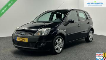 Ford Fiesta 1.4-16V Ambiente 5 DEURS AIRCO beschikbaar voor biedingen