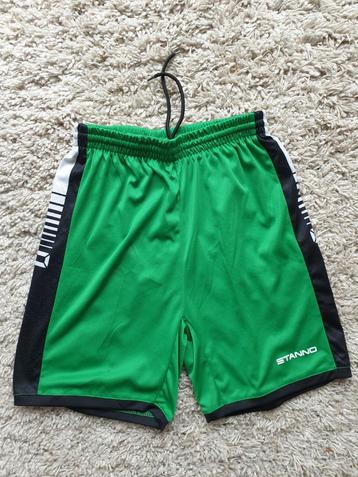 Stanno korte broek maat 152 beschikbaar voor biedingen