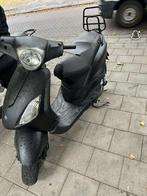 Piaggio fly, Ophalen, Zo goed als nieuw, Benzine, Fly