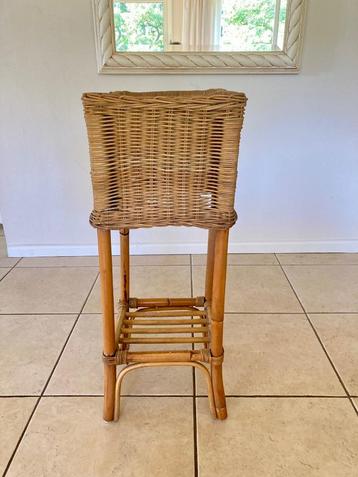 Retro rotan rieten plantenbak vierkant zuil plantenhouder beschikbaar voor biedingen
