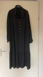Jurk lang zwart met lange mouw ,. kraag knoopjes, Zwart, Maat 46/48 (XL) of groter, Ophalen of Verzenden, Zo goed als nieuw