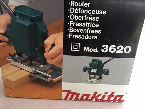 Makita bovenfrees, Doe-het-zelf en Verbouw, Gereedschap | Freesmachines, Zo goed als nieuw, Bovenfrees, Ophalen of Verzenden