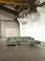 Design on Stock Aikon | Groen (NIEUWSTAAT), Huis en Inrichting, Banken | Bankstellen, Metaal, 250 tot 300 cm, Hoekbank, Ophalen of Verzenden