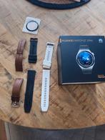 Huawei GT3 pro + 3 bandjes en 2 screenprotectors, Ophalen, Zo goed als nieuw, Zwart, Android