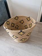 Grote stevige rieten mand, Ophalen, Zo goed als nieuw, Rond, Riet
