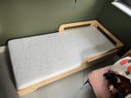 Te koop: Petit Puk Juniorbed LOUT met matras 80x180cm, Kinderen en Baby's, Kinderkamer | Bedden, Ophalen, 70 tot 85 cm, Zo goed als nieuw