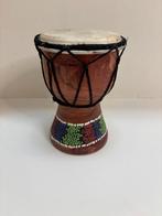 Vintage kleine Djembe Afrikaanse drum, Muziek en Instrumenten, Percussie, Ophalen of Verzenden, Zo goed als nieuw, Trommel