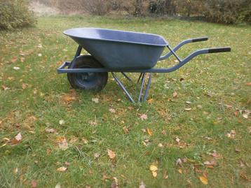 Kruiwagen  beschikbaar voor biedingen