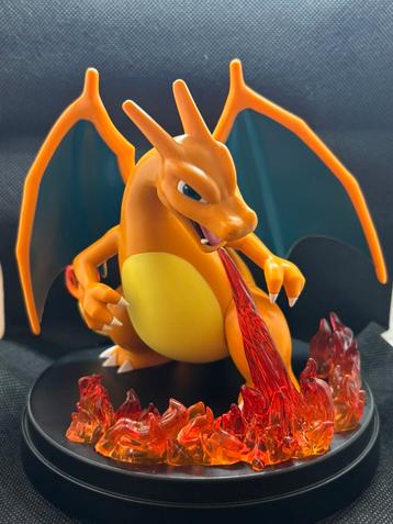 Charizard Beeldje – Ultra Premium Collection beschikbaar voor biedingen