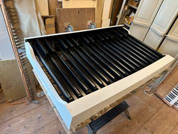 Orgelpedaal 30-tonig concaaf beschikbaar voor biedingen