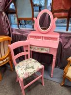 Mooie roze kaptafel 145.00  stoeltje 65.00, Ophalen of Verzenden, Zo goed als nieuw, Stoel(en)