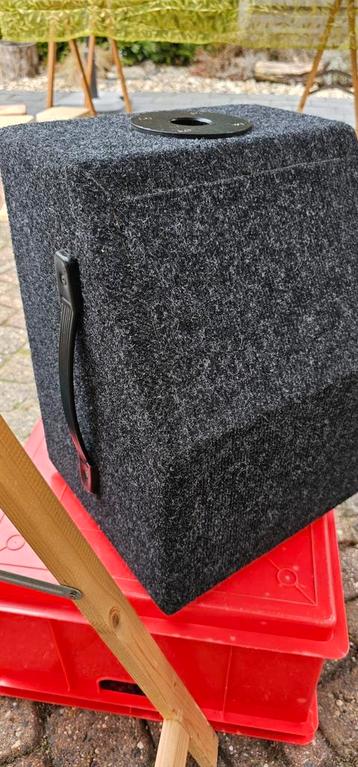 LEM speaker (actief) beschikbaar voor biedingen