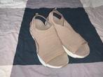Skechers beige Sandalen/slippers maat 40 nieuw, Skechers, Beige, Nieuw, Sandalen of Muiltjes