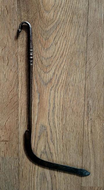 Oude ijzeren kachelpook  beschikbaar voor biedingen