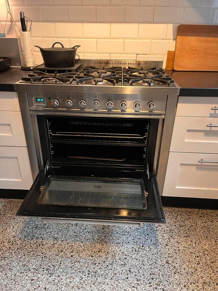 Groot Boretti Gasfornuis met Oven, Witgoed en Apparatuur, Fornuizen, Gebruikt, Vrijstaand, Gas, 5 kookzones of meer, 85 tot 90 cm