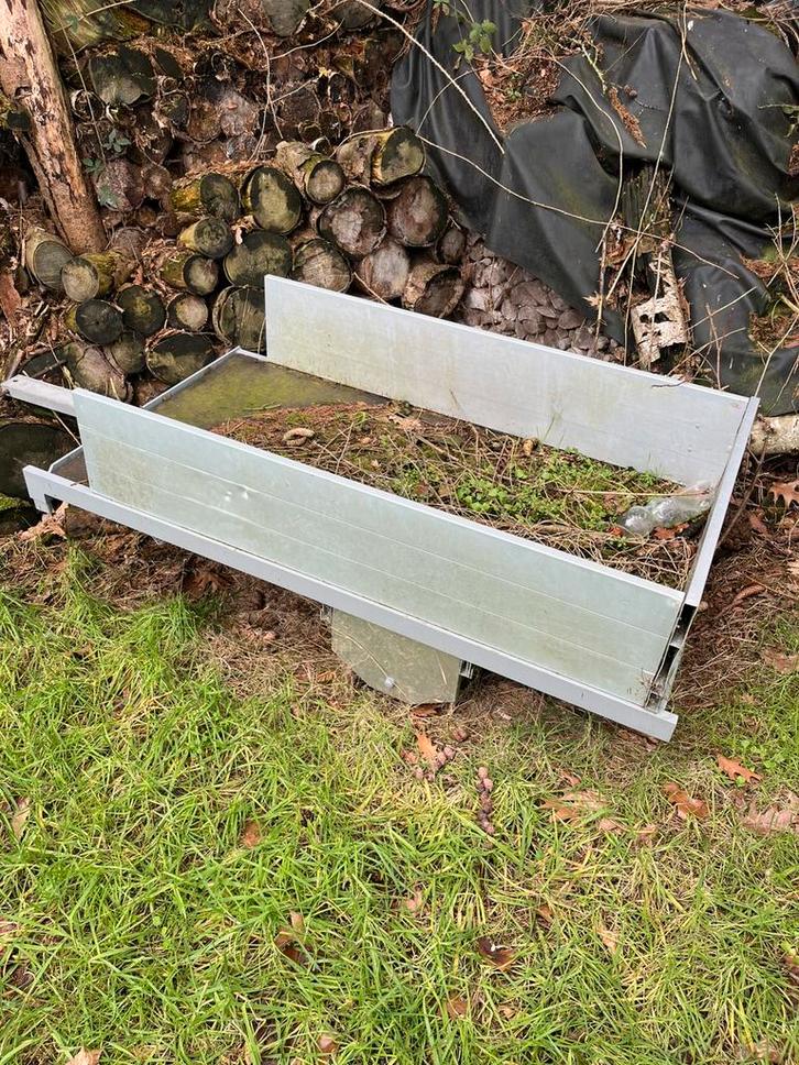 Kar, Tuin en Terras, Bloembakken en Plantenbakken, Gebruikt, Steen, Tuin, Minder dan 30 cm, 100 cm of meer, Rond, Ophalen