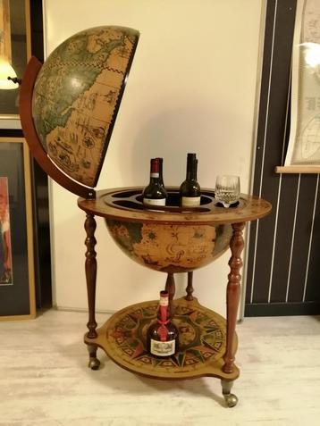 XXL OUDE ORIGINELE ITALIAANSE GLOBEBAR BAR GLOBE  95X60 CM!! beschikbaar voor biedingen