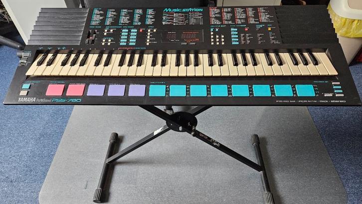 Yamaha PSS-780, Muziek en Instrumenten, Keyboards, Gebruikt, 61 toetsen, Yamaha, Met standaard, Midi-aansluiting, Ophalen