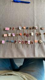 35 speldjes koningshuis Beatrix, Verzamelen, Speldjes, Pins en Buttons, Ophalen of Verzenden, Gebruikt, Overige onderwerpen, Speldje of Pin