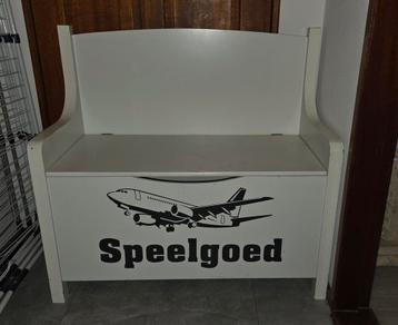 Speelgoedkist speelgoedbank beschikbaar voor biedingen