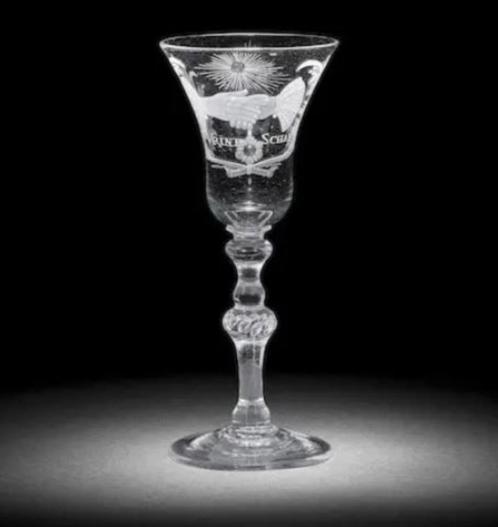 Nederlands gegraveerd Engels Wijnglas 'D Vrindschap' c1750, Antiek en Kunst, Antiek | Glas en Kristal, Ophalen of Verzenden