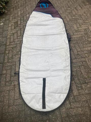 Diverse boardbags bijna gratis beschikbaar voor biedingen