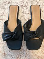 Zwarte Primark Slippers Maat 39, Verzenden, Zo goed als nieuw, Zwart, Slippers