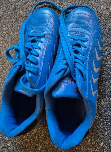 Blauwe Panther Sportschoenen Maat 42 beschikbaar voor biedingen