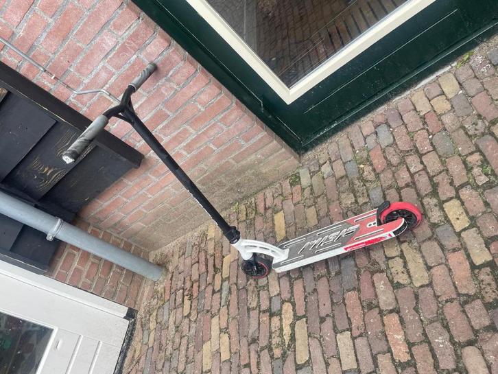 Stuntstep Madd Gear MGP VX Origin Team wit - rood, Kinderen en Baby's, Speelgoed | Buiten | Voertuigen en Loopfietsen, Gebruikt