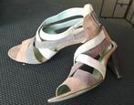 Mooie veelkleurige sandalen met hoge hak, Ophalen of Verzenden, Zo goed als nieuw, Sandalen of Muiltjes