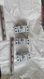 3 stuks hager ada 916g en 2 kamrailen, Ophalen of Verzenden, Nieuw, Overige typen