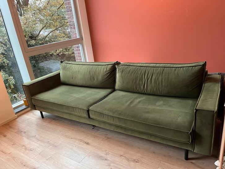 Donkergroene velours bank - Wehkamp, Huis en Inrichting, Banken | Bankstellen, Gebruikt, Rechte bank, Vierpersoons of meer, 250 tot 300 cm