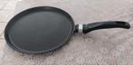 2x Nordic crêpe en Omega Prestige flensjes pan 28 cm, Ophalen, Zo goed als nieuw, Koekenpan of Braadpan