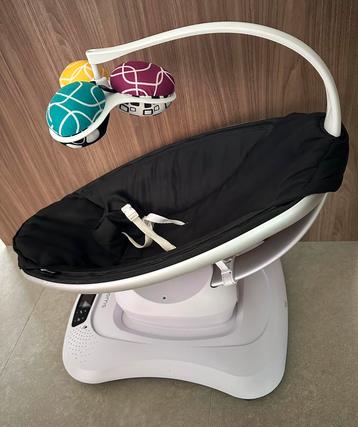 4moms MamaRoo 4 schommelstoel beschikbaar voor biedingen