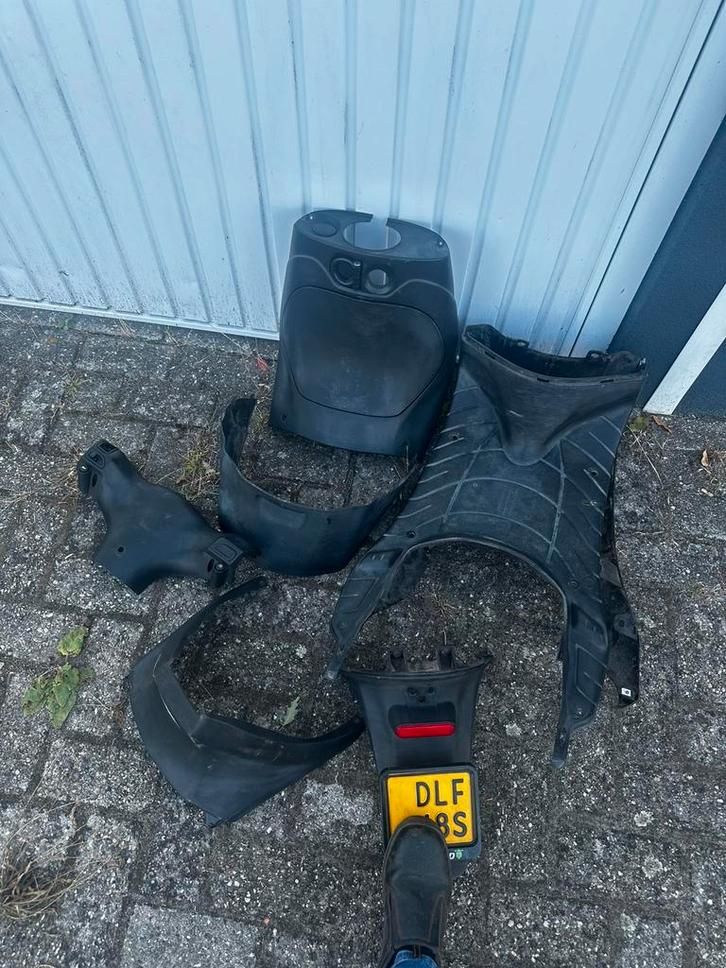 Piaggio zip binnenkappen, Motoren, Tuning en Styling, Ophalen of Verzenden