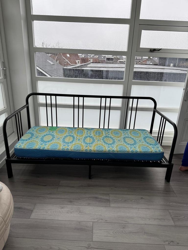 Bed bank, Ophalen, Nieuw, 180 cm of meer, 100 cm of meer