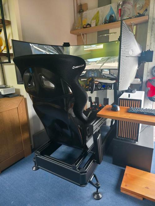 Simracing Cockpit Simlab P1X pro + Asetek forte setup, Spelcomputers en Games, Spelcomputers | Overige Accessoires, Zo goed als nieuw