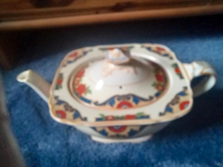 Oude Engelse theepot - Gaaf en ongebruikt!, Antiek en Kunst, Antiek | Keramiek en Aardewerk, Ophalen of Verzenden
