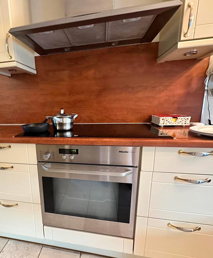 Te koop Miele oven, Witgoed en Apparatuur, Ovens, Gebruikt, Inbouw, Oven met grill, 45 tot 60 cm, 45 tot 60 cm, Hete lucht, Ophalen