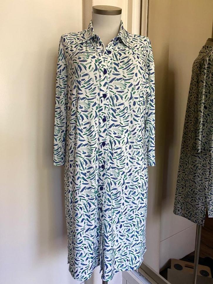 blousejurk Angelle Milan XL creme/blauw/groen travel NIEUW, Kleding | Dames, Jurken, Nieuw, Maat 46/48 (XL) of groter, Blauw, Onder de knie