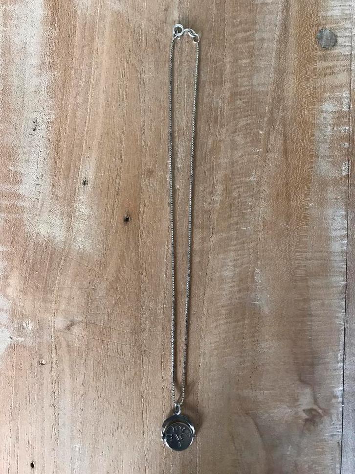 Vintage jaren ‘70. Zilveren  ketting met hanger.🩶, Sieraden, Tassen en Uiterlijk, Kettingen, Zo goed als nieuw, Zilver, Zilver