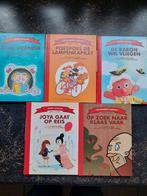 5 verschillende borre boekjes, Boeken, Ophalen of Verzenden, Zo goed als nieuw, Borre, Fictie algemeen